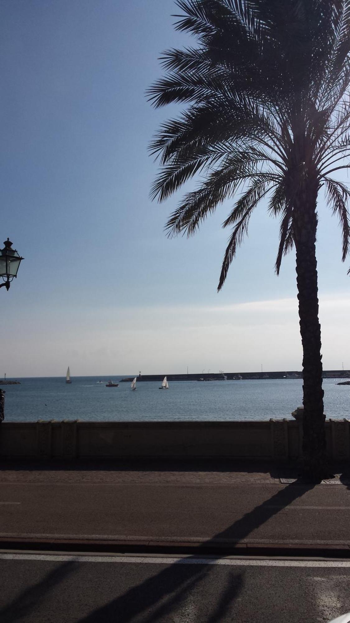 Appartamento Sea Breeze Sanremo Esterno foto