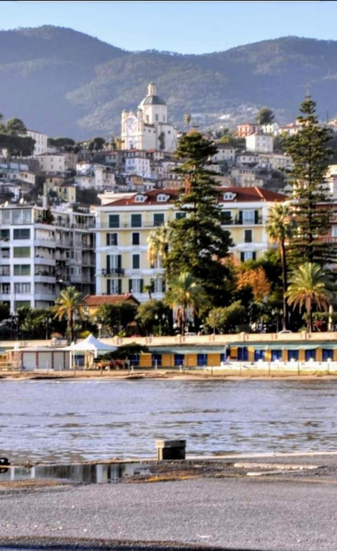 Appartamento Sea Breeze Sanremo Camera foto